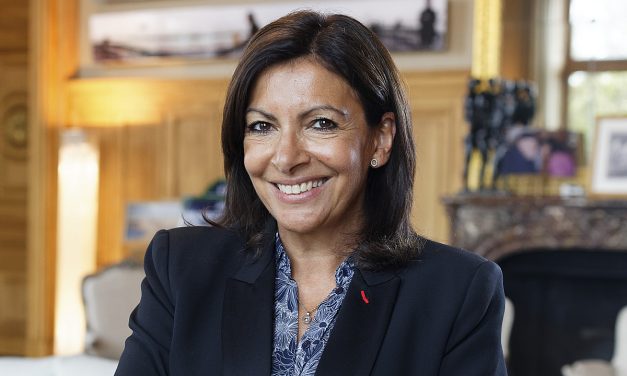 Coronavirus Paris. Anne Hidalgo abat ses cartes pour le déconfinement